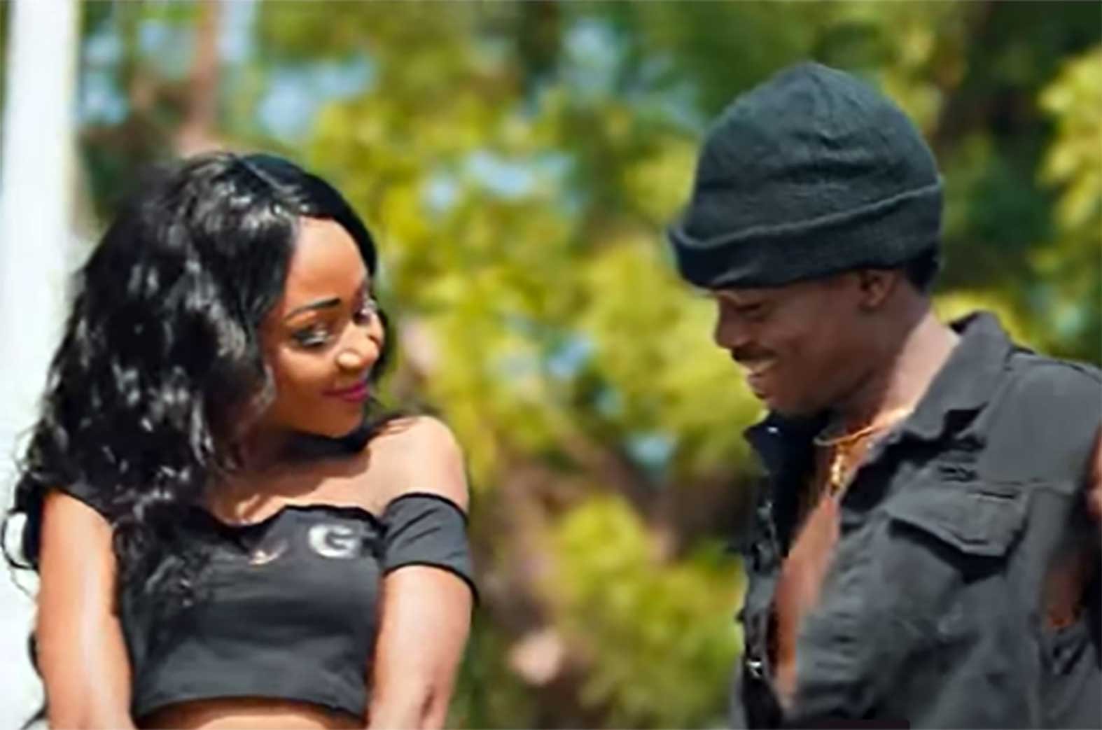 Dagomba Girl by Maccasio feat. Mugeez (R2Bees)