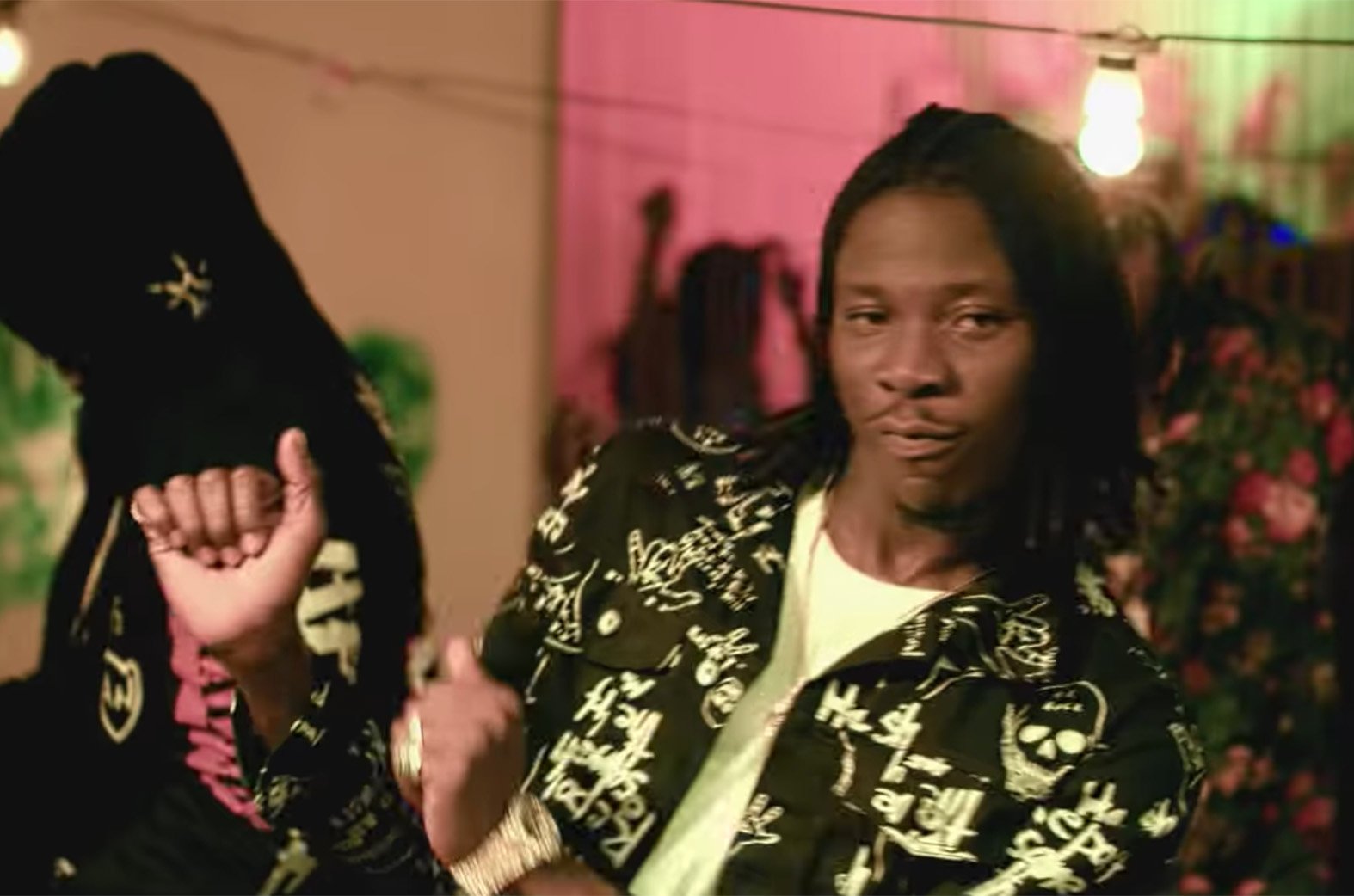 Video: Mane Me by Stonebwoy feat. Mugeez & Praiz