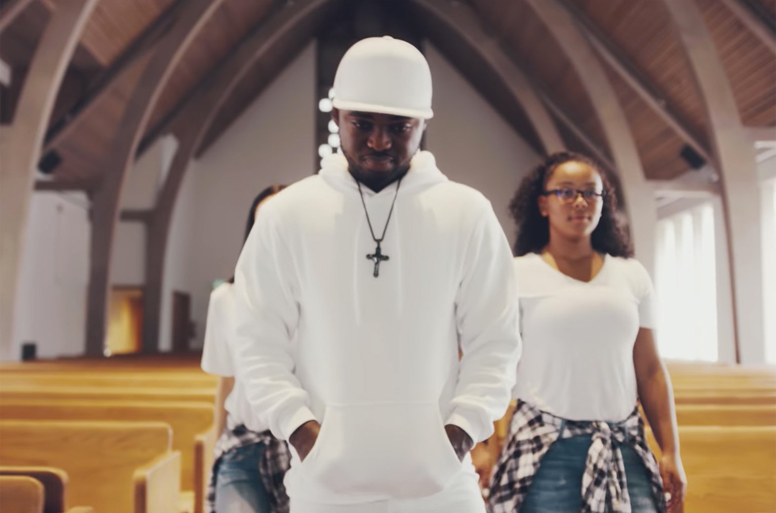 Video: Yesu Din No by Bra Collins feat. Sena Agbey